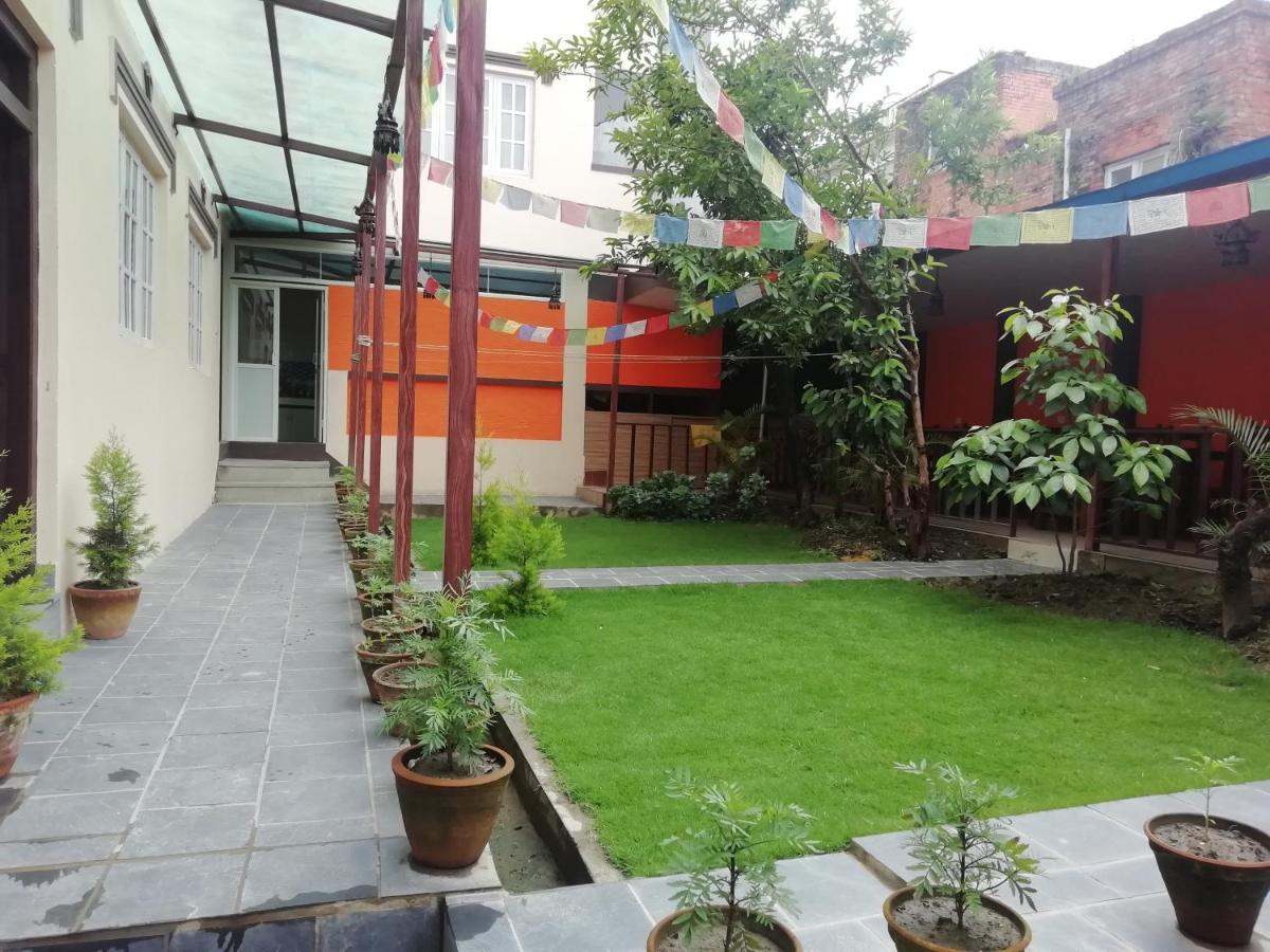 Hotel Chhimeki Katmandou Extérieur photo