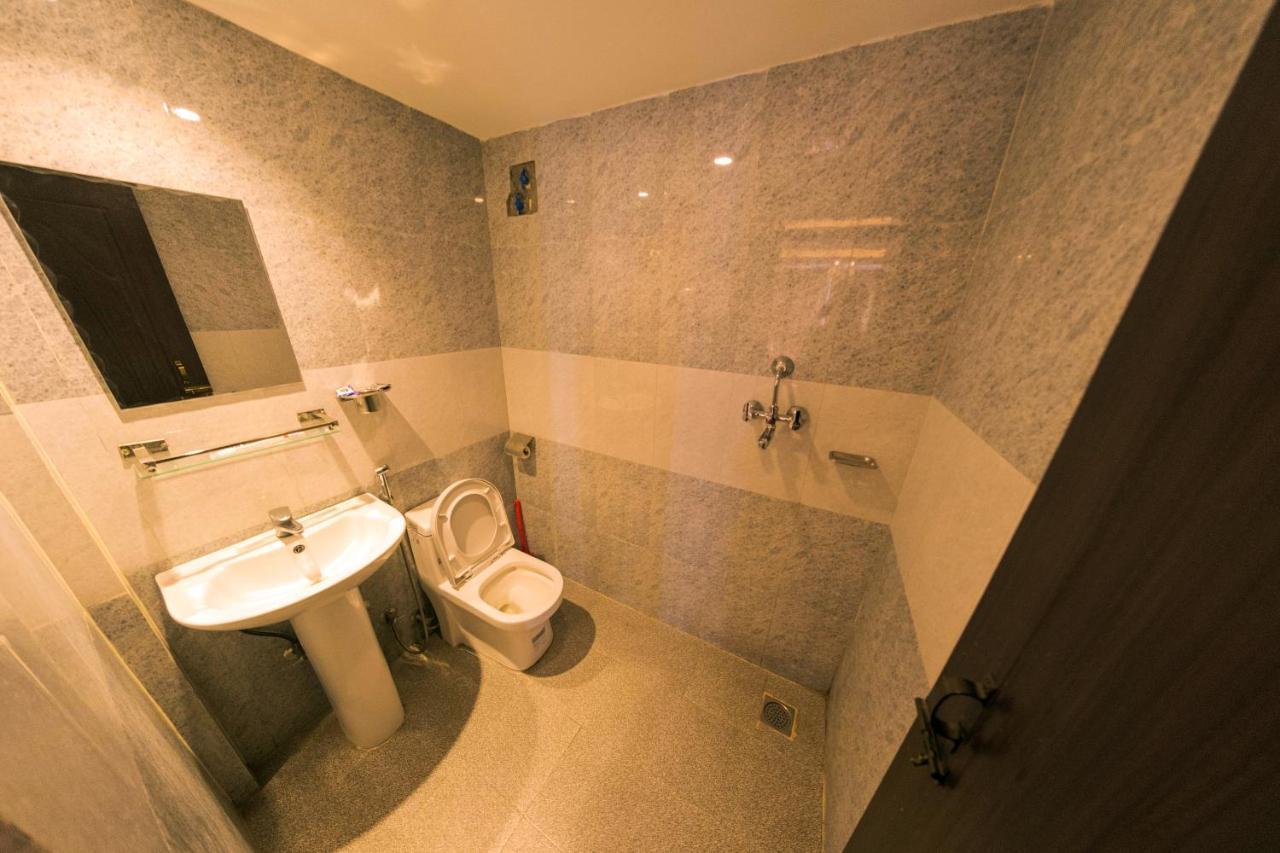 Hotel Chhimeki Katmandou Extérieur photo